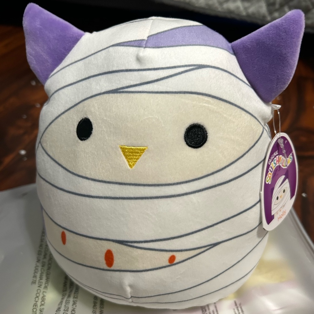 NWT Squishmallow Holly the Mummy ORIGINAL Squad